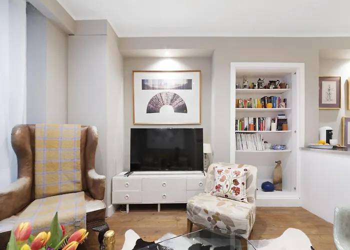Paddington Apartment By Morethanstays